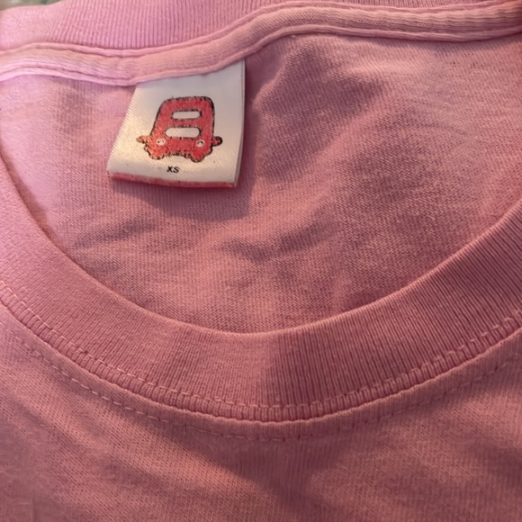 Pastel Pink Hello Kitty T Shirt Size XS - Picture 4 of 4